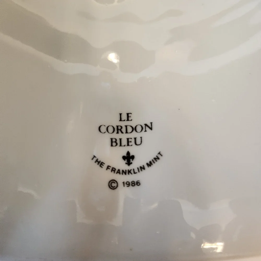 Vintage 1986 Le Cordon Bleu Franklin Mint Lemon Ceramic Jelly Mold Wall Hanging